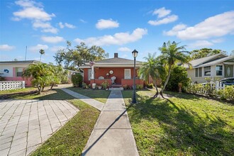 2808 Clinton St S in Gulfport, FL - Building Photo - Building Photo