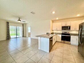 16942 Trite Bend St in Wimauma, FL - Building Photo - Building Photo
