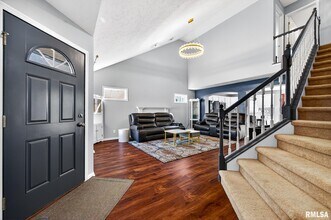 2314 W Kenfield Ct in Peoria, IL - Building Photo - Building Photo