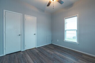 535 S 39th W Ave in Tulsa, OK - Building Photo - Building Photo