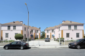 175-179 N Edgemont St in Los Angeles, CA - Building Photo - Primary Photo