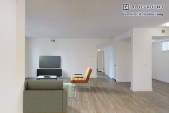 1257 Lakeside Dr in Sunnyvale, CA - Building Photo - Building Photo