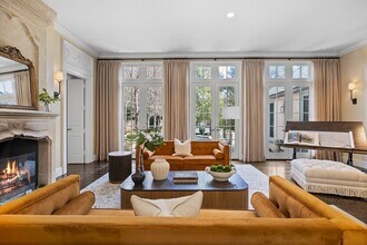 120 Cabot St in Brookline, MA - Building Photo - Building Photo