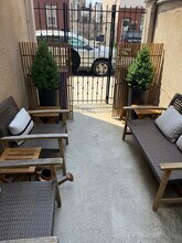 1538 S 9th St, Unit 2 in Philadelphia, PA - Foto de edificio - Building Photo