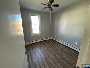 47 Maple St in Garfield, NJ - Building Photo - Building Photo