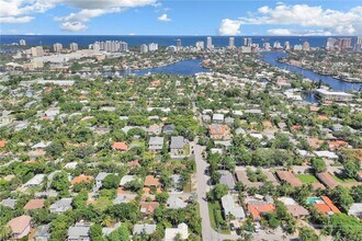 3220 SE 11th St in Pompano Beach, FL - Building Photo - Building Photo