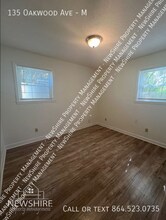 135 Oakwood Ave in Spartanburg, SC - Building Photo - Building Photo