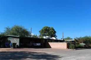 4132-4140 E Elida St in Tucson, AZ - Building Photo