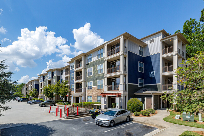 Haven on Peachwood in Atlanta, GA - Building Photo - Building Photo