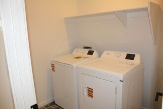 12549 W Luxton Ln in Avondale, AZ - Building Photo - Building Photo