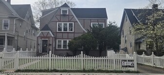 941 W Front St, Unit 2 in Plainfield, NJ - Building Photo