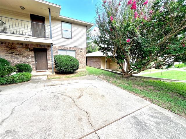 2620 Bolivar St in Denton, TX - Building Photo - Building Photo