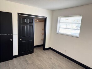 17205 SW 109th Ct in Miami, FL - Building Photo - Building Photo