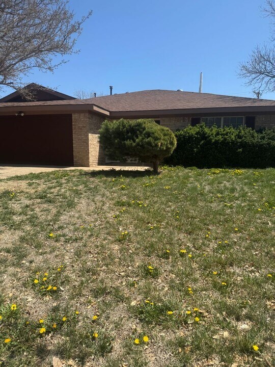 3303 Ault Dr in Amarillo, TX - Building Photo