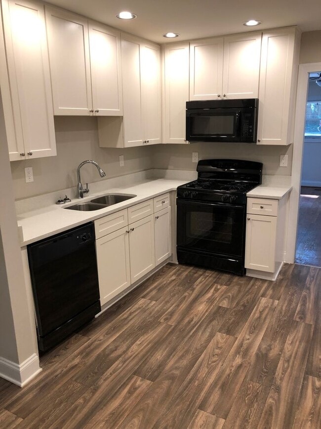 333-335 Hillcrest Ave in Decatur, GA - Building Photo - Building Photo