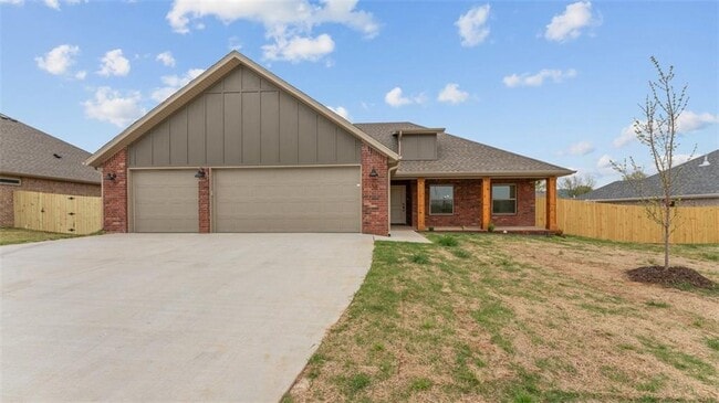 property at 38 N Banner Ave