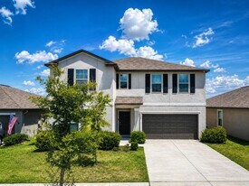 5462 Grays Harbor Ct in Wimauma, FL - Building Photo