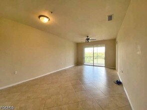 10317 Heritage Bay Blvd in Naples, FL - Building Photo - Building Photo