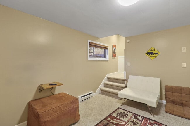 364 Locust Ridge Rd in Beech Mountain, NC - Building Photo - Building Photo