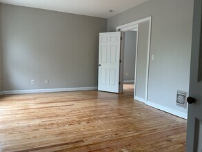 134 Shelton Ave, Unit 2 in New Haven, CT - Building Photo - Building Photo