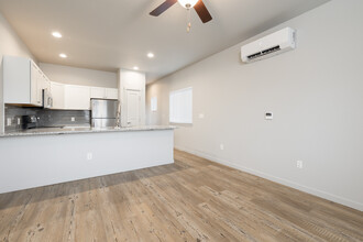 Cottages at Jetwing in Colorado Springs, CO - Foto de edificio - Interior Photo