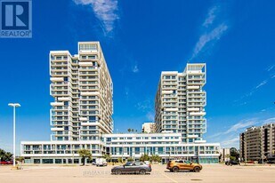 65 Speers Rd in Oakville, ON - Building Photo