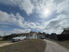 128 Skyview Terrace in Leander, TX - Building Photo