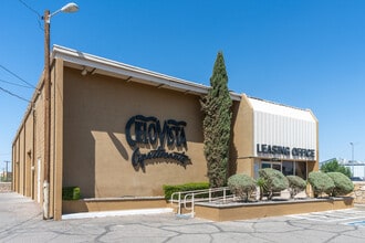 Cielo Vista Apartments in El Paso, TX - Building Photo - Building Photo