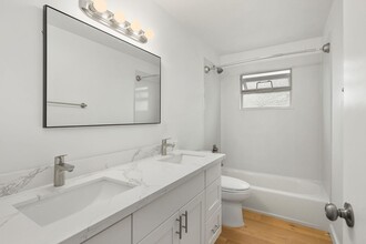 The Lydia Apartments in Seattle, WA - Building Photo - Interior Photo