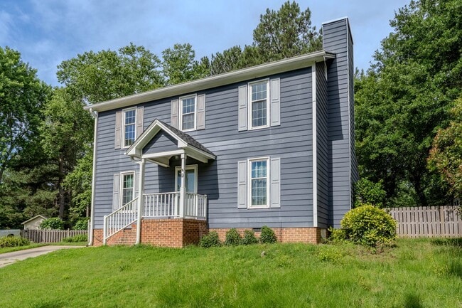property at 9 Tavern Pl