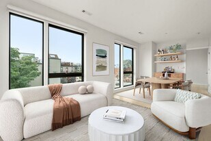 45 W 3rd St in Boston, MA - Building Photo