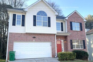 849 Ashton Oak Cir in Stone Mountain, GA - Building Photo