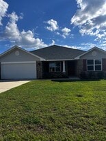 6240 Charred Oak Ln in Pensacola, FL - Building Photo