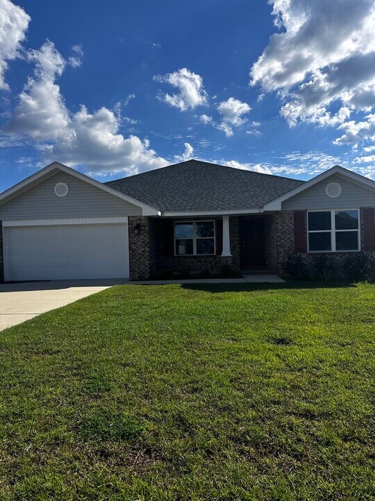 6240 Charred Oak Ln in Pensacola, FL - Building Photo