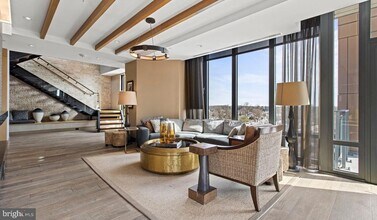 8300 Wisconsin Ave in Bethesda, MD - Foto de edificio - Building Photo