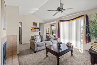 Falcon Ridge in Fort Worth, TX - Building Photo - Interior Photo