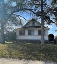 710 Ansborough Ave in Waterloo, IA - Building Photo - Building Photo