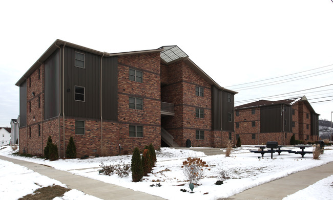 Campus View Apartments in Portsmouth, OH - Building Photo - Building Photo