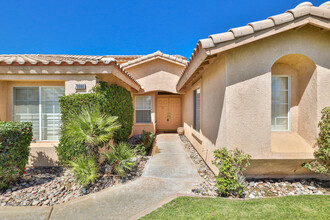 78860 Galaxy Dr in La Quinta, CA - Foto de edificio - Building Photo