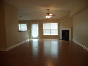 1061 Saint Johns Dr in Maryville, TN - Building Photo - Building Photo