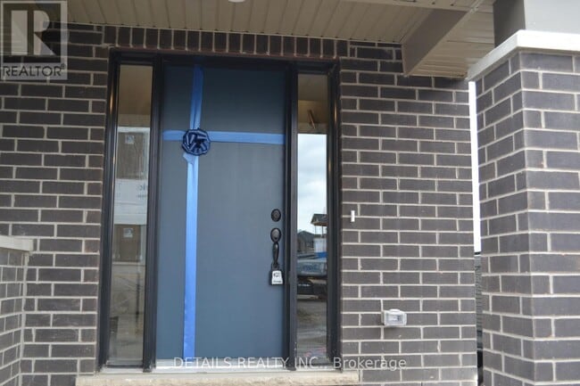 300 Ilmenite Private in Ottawa, ON - Building Photo - Building Photo