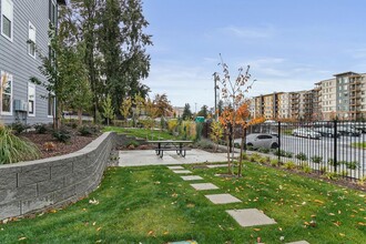 2540 S 42nd St, Unit 306 in Tacoma, WA - Building Photo - Building Photo