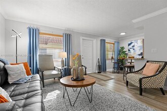 1125 NE 16th Pl in Fort Lauderdale, FL - Building Photo - Building Photo