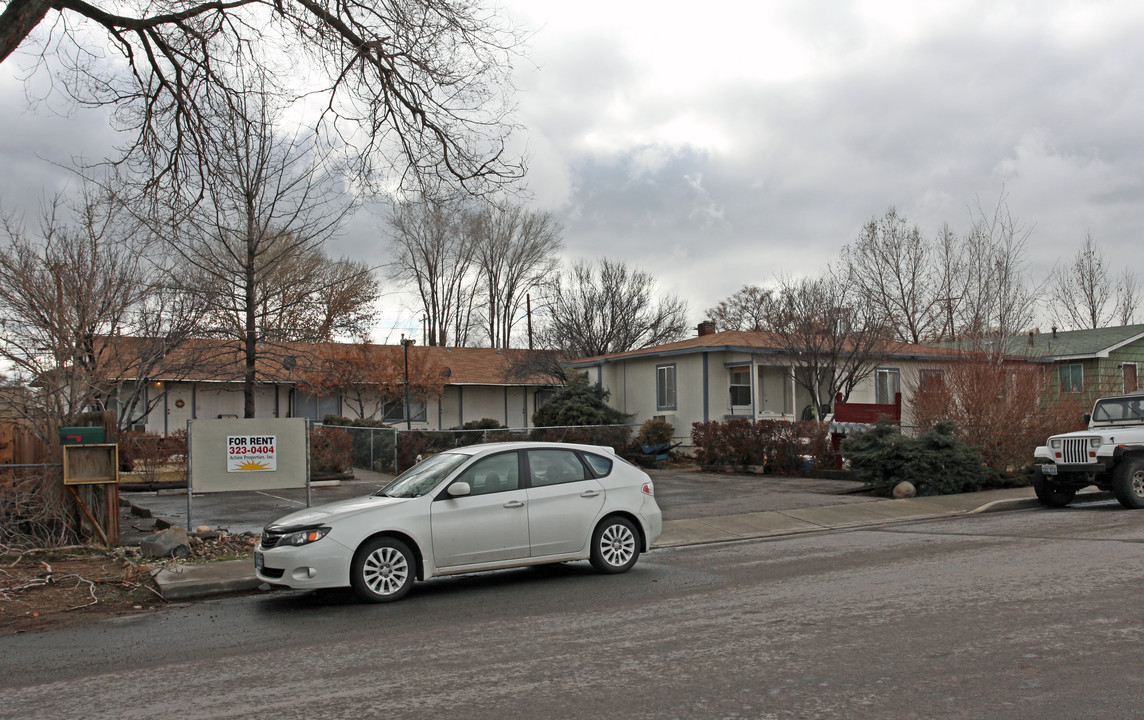 444 Laurel St in Reno, NV - Foto de edificio