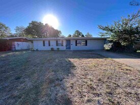 4211 Thomas Ave in Wichita Falls, TX - Building Photo