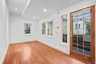 55 Moran Pl in Mamaroneck, NY - Building Photo - Building Photo