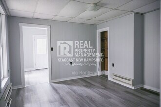 27 Rochester St in Berwick, ME - Building Photo - Building Photo