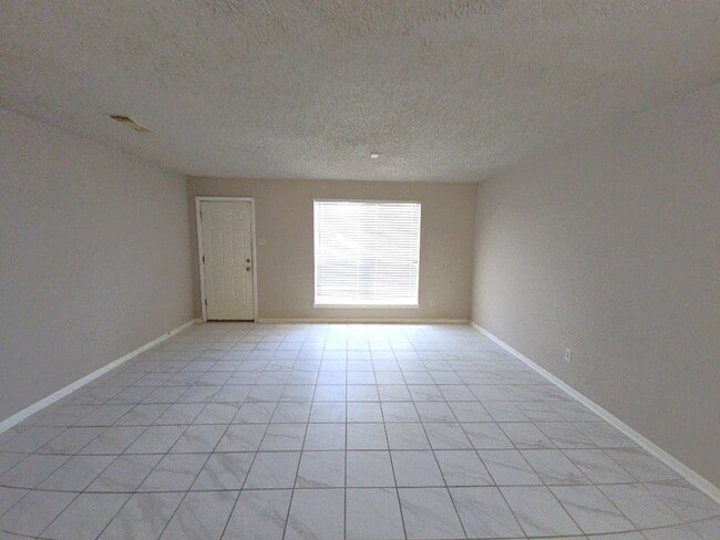 15625 Weldon Dr in Houston, TX - Building Photo - Building Photo