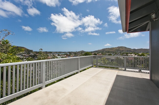 property at 1333 Akiahala St