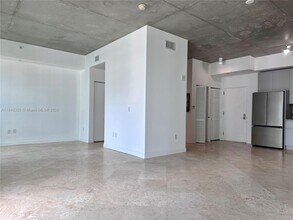 2275 Biscayne Blvd in Miami, FL - Building Photo - Building Photo